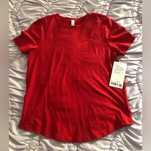 NWT Lululemon Love tee